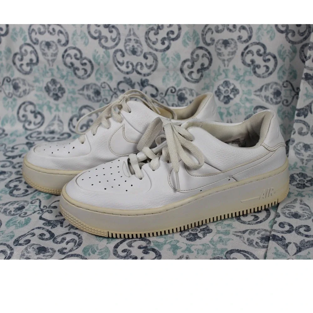 Nike Air Force 1 AF1 Sage‎ Low Platform Sneakers White AR5339-100